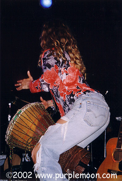 Sophie B. Hawkins drumming