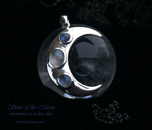 sister of the moon moonstone pendant